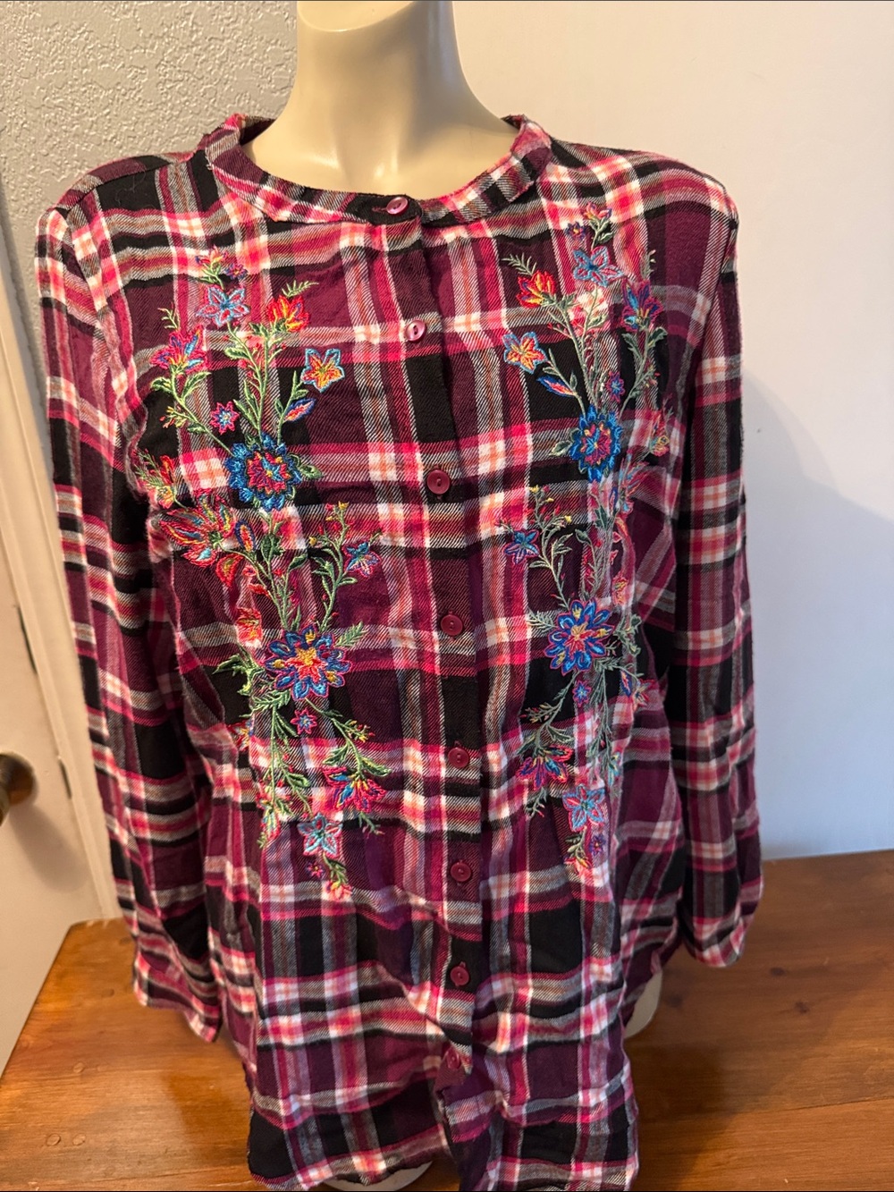 The Pioneer Woman Pink Plum Plaid Embroidered Tunic